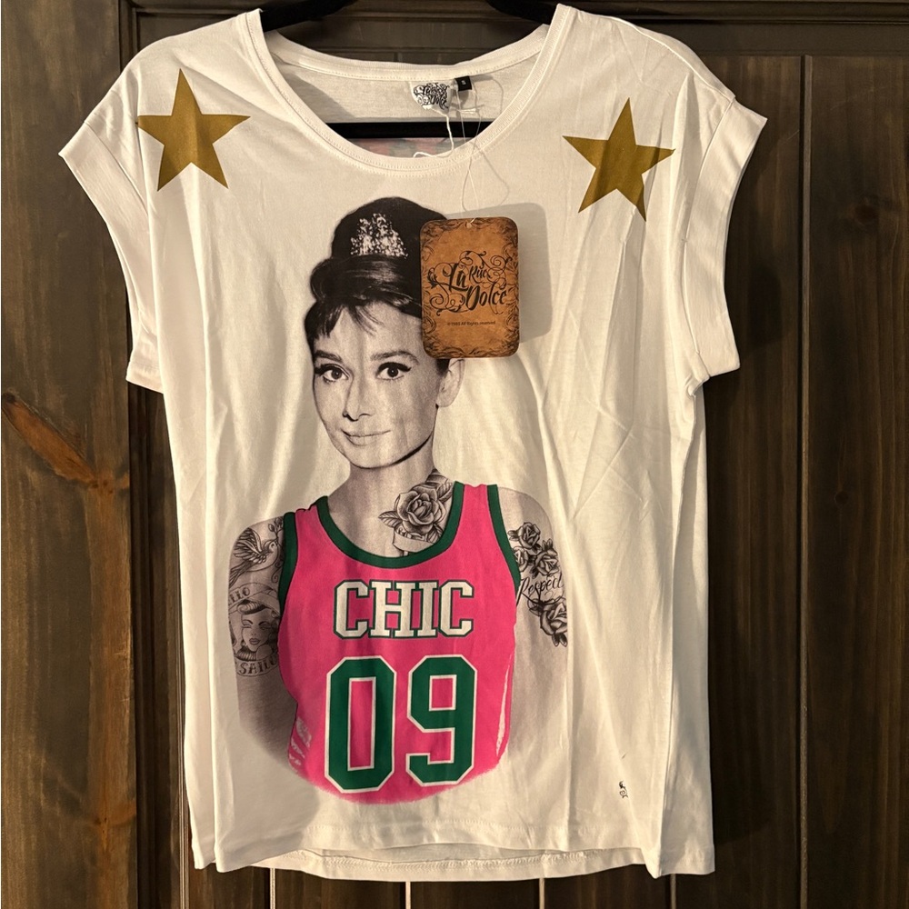 Chic White Tee with Gold Stars